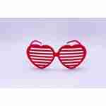 Party Glasses Heart Grid